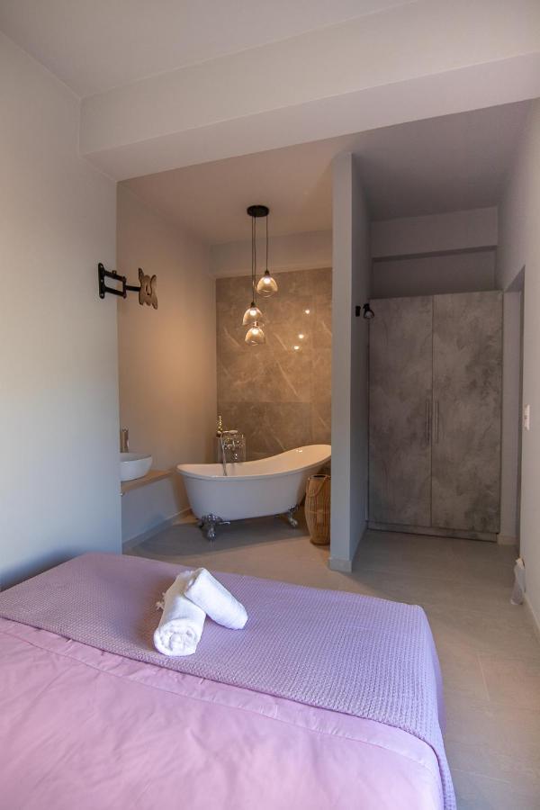 Georgianna'S Suite With Private Pool , 'Greysuite' Kompoi Экстерьер фото