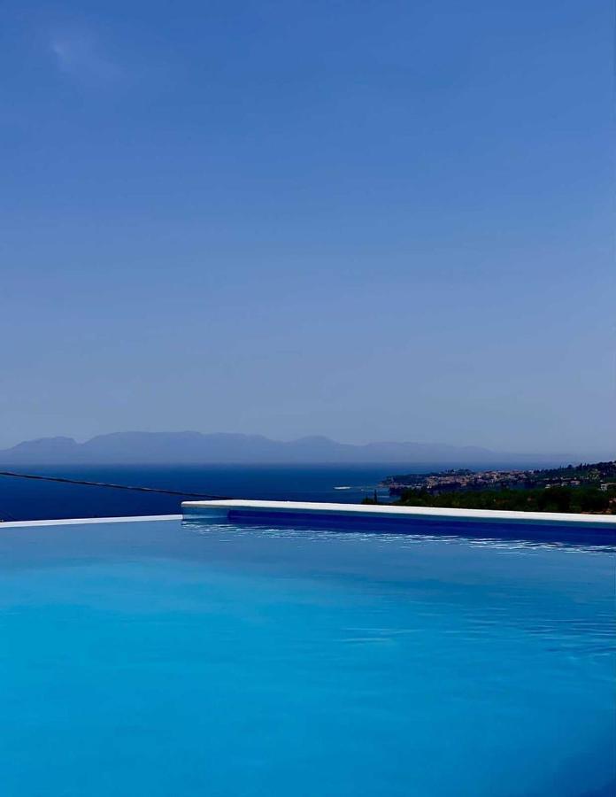 Georgianna'S Suite With Private Pool , 'Greysuite' Kompoi Экстерьер фото