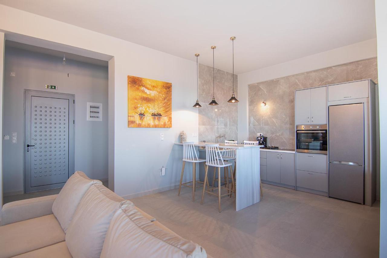 Georgianna'S Suite With Private Pool , 'Greysuite' Kompoi Экстерьер фото