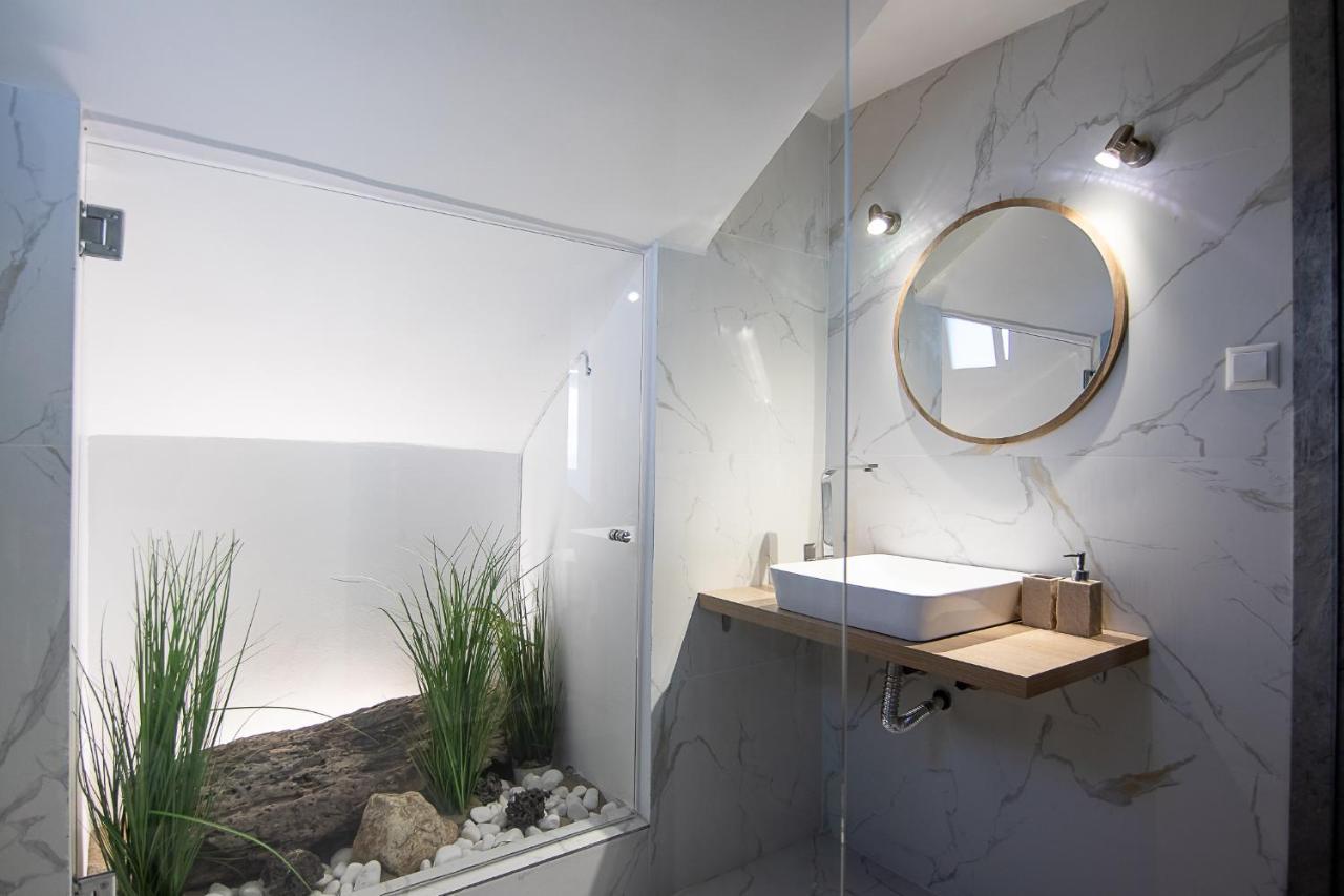 Georgianna'S Suite With Private Pool , 'Greysuite' Kompoi Экстерьер фото